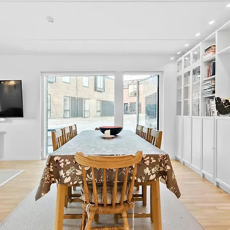 Amazing In With Kitchen Holiday home